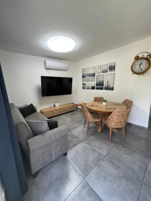 Galilee Sea Sunset Suites Migdal Buitenkant foto